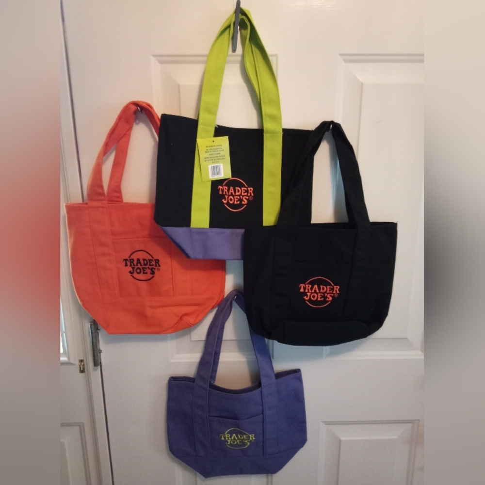 Trader Joe’s Mini Totes in Halloween Colors